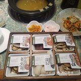 那就快来昆明翠湖边，让自己沉浸在野生菌火锅的世界里