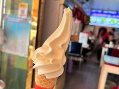 -古老冰山特色冰淇淋店(艾提尕尔店)