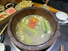 -秋语木桶鱼.酸菜鱼(开发区火车站店)