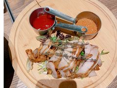 炭烧猪颈肉-小大董·烤鸭(西客站店)
