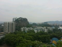 -雀儿山公园
