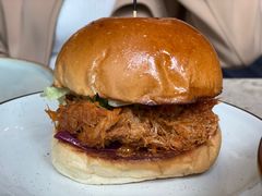 手撕猪肉汉堡-RAC BAR(安福路店)