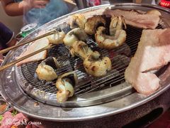 -围炉肉舍•炭烤活鳗•丹东海鲜烤肉(步行街店)