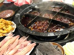 -邓莽子老火锅(中兴路总店)
