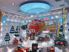 -m豆巧克力世界(上海世茂广场店)