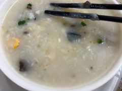 -河记肠粉店
