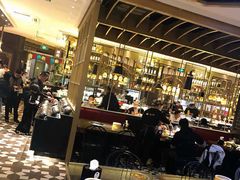 大堂-钱小奴海鲜自助黑金店(杭州滨江龙湖店)