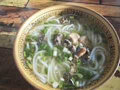 -正宗李家土鸡米线店