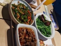 -老乡鸡(上海白玉兰广场店)