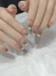 -赢韵美甲美睫瑞士净斑中心