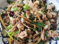 -宣威年猪饭·二十年云南家常菜·特色小炒肉·春季鲜花野菜上新(尚邻雅苑店)