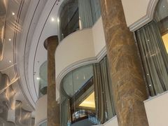 -深圳君逸国际酒店(龙岗横岗塘坑地铁站店)