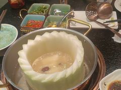 -得意咚瓜·顺德鱼生·冬瓜火锅(深圳首店)