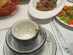 -梅利汴京烤鸭•开封豫菜地标店(东大街店)