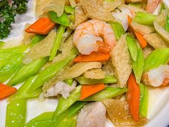 新派爆三样-米香居新鲁味·水饺餐厅