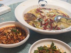 -首秀·四川料理(吾悦广场店)