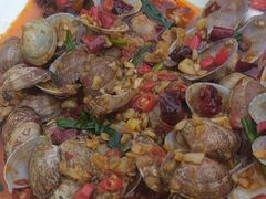 -墨脱石锅椰子鸡•香草鸭•东山羊(大东海店)