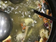 -濠轩阁特色生蚝火锅(水湾路店)
