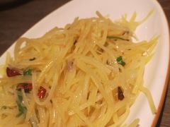 酸辣土豆丝-童年小筑餐厅(申花路店)