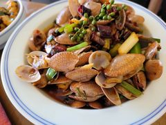 -包整·丝娃娃(一览甲秀楼风景店)