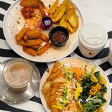 AU CAFE——总要喝着咖啡看一次摩天轮吧❗️