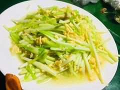 -岛中岛·海鲜大排档·万宁老字号(东澳店)