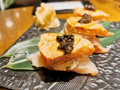鲷鱼贝柱三文鱼握寿司-阿吾罗日本料理(K11艺术中心店)