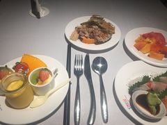 -领鲜活海鲜榴莲自助火锅(东门店)