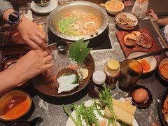 -牛YO寿喜烧·铁板烧和牛火锅自助(市府恒隆店)