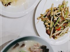 -品泉餐厅·大盆鱼·走地鸡