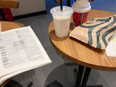 -星巴克臻选(嘉兴海宁银泰城店)
