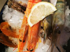 -领鲜活海鲜榴莲自助火锅(东门店)