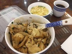 -笑来喜馄饨小笼工坊店(湖滨街店)