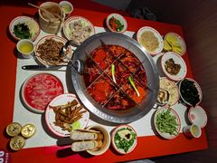 -厂花素芬九宫格火锅(红光店)