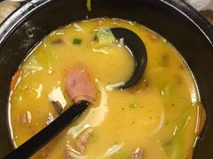 -阿香米线杭州西湖银泰文化广场餐厅