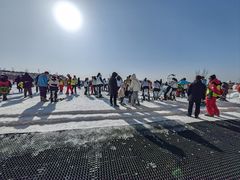 -采薇庄园四季滑雪场