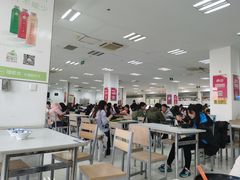 大堂-语言大学-清真食堂