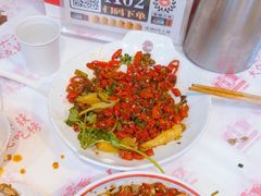 -堂瓦里·33年传统赣菜(第一街区店)