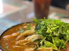 招牌炸酱小锅米线-肥汁米蘭香港米线(宁波路总店)