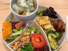 -素满香·全民食养自助(长宁龙之梦店)