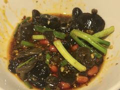 -江渔儿酸菜鱼(万科东荟城店)