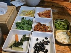 -秋香家韩式炭火烤肉(荷园路店)