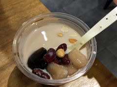 奶茶味燒仙草-八婆婆烧仙草(曾厝垵店)