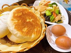 酸奶饼-牧马人奶茶馆(乌兰察布总店)