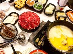 -鲜入围煮花胶鸡海鲜火锅