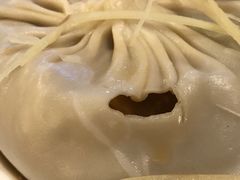 陈士荣蟹黄汤包-鸿运酒楼