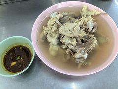 香滑鸡骨汤-红大哥水门鸡饭(總店)