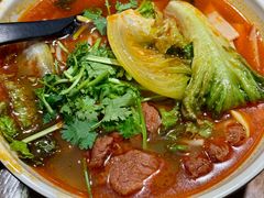 招牌香辣牛肉米线-老妈米线(港龙店)