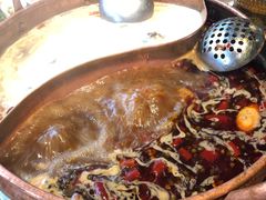 -三人行骨头王火锅(长寿店)