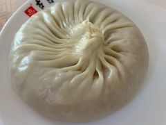 蟹黄汤包-留芳·文旅古月楼(老街店)